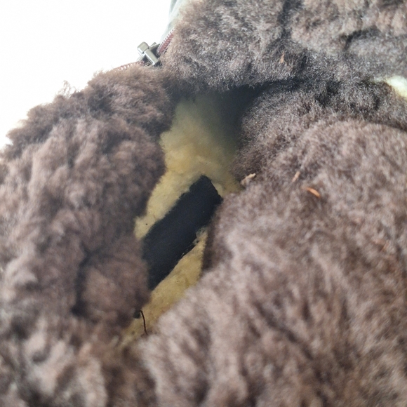 Alba leather boot with inner shearling lining from top to bottom of toe size 9 - Picture 9 of 13